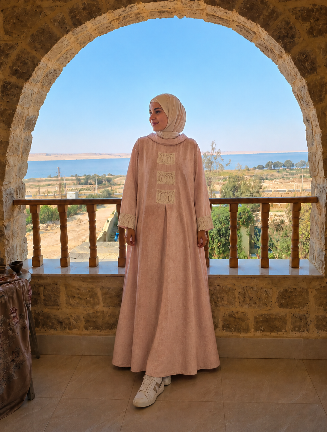 Linen Abaya with Elegant Lace_  عباية كتان بدانتيل أنيق