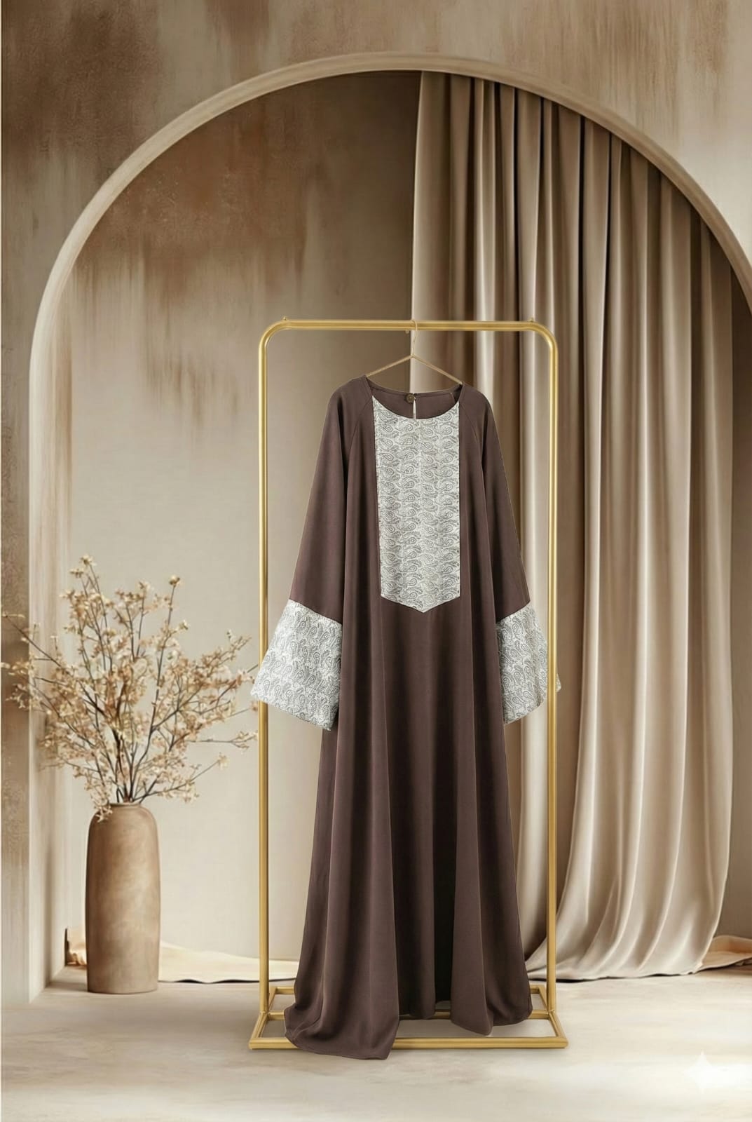 Premium Crepe & Brocade Abaya with Macrame Belt عباية كريب مع بروكار بني فاخرة