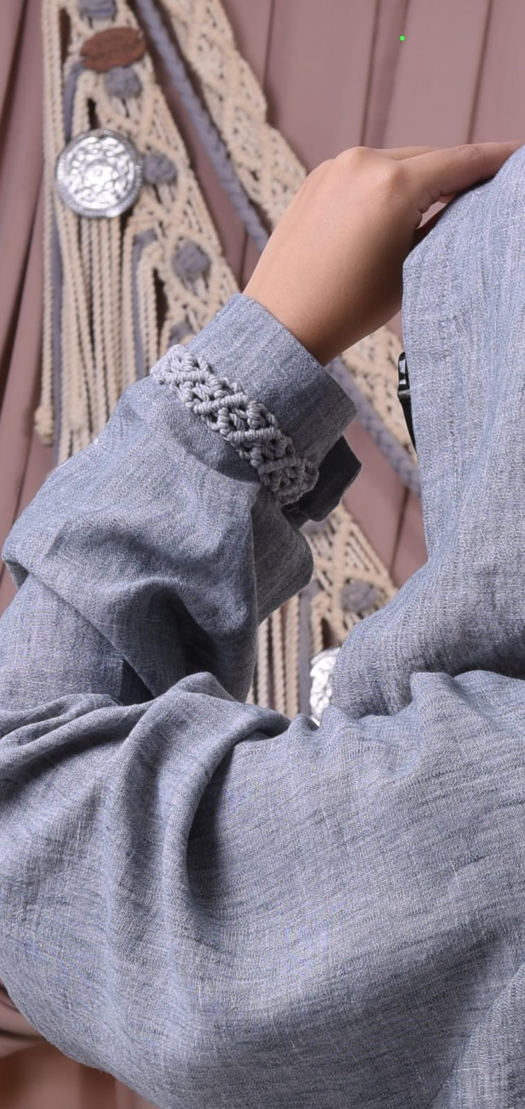 Elegant Linen Cardigan - كارديجان من الكتان الأنيق