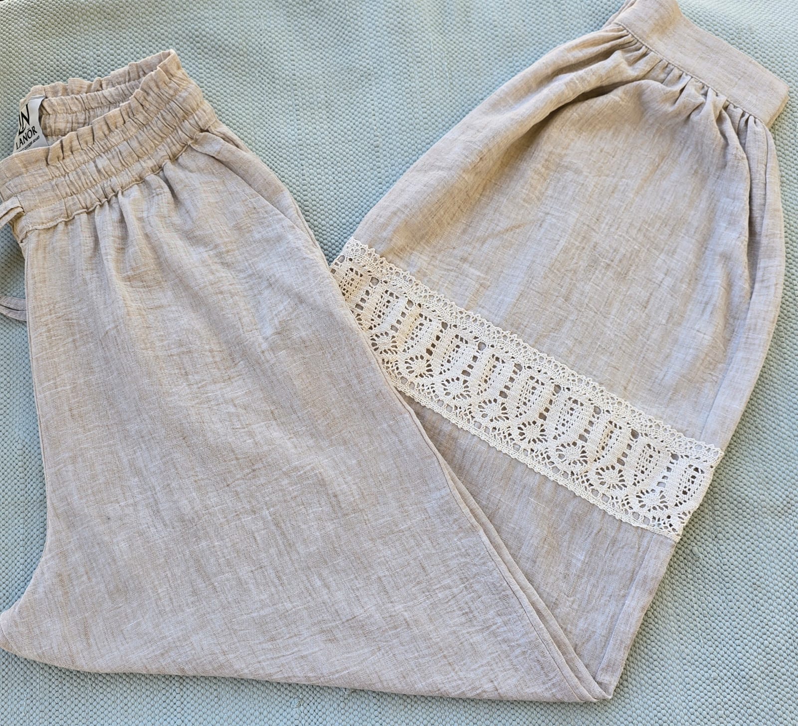 Lace Detail Casual Pants – Washed Linen.بنطلون دانتيل كاجوال - كتان مغسول