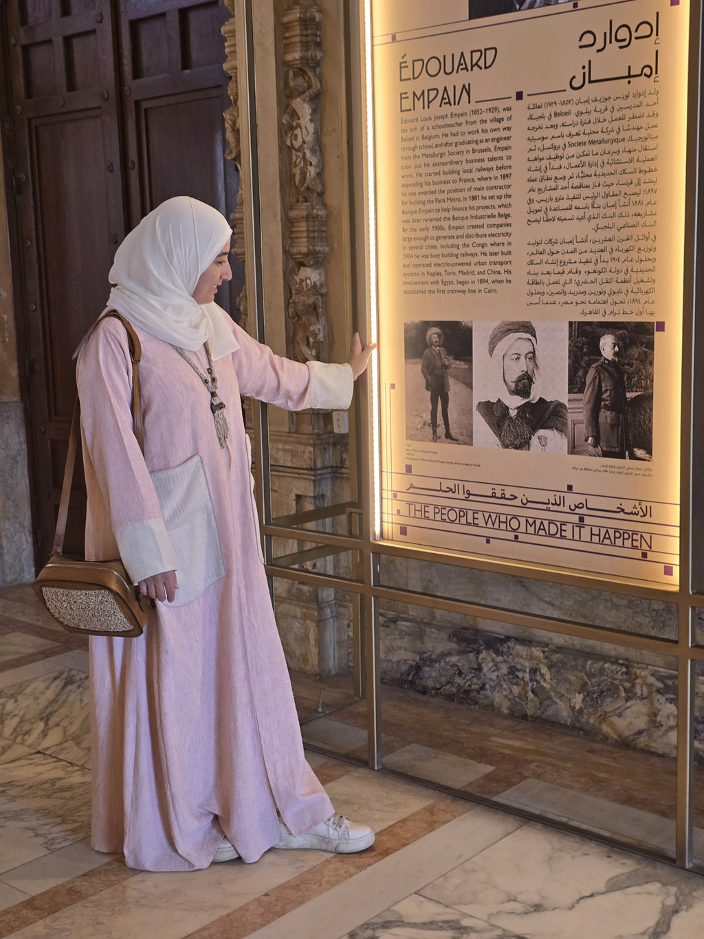 Classic Abaya with hand made details